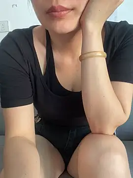 Ivy_Trix2 webcam