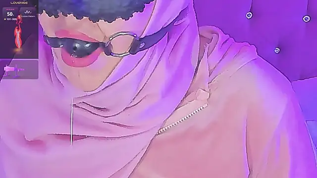 Nayla-Mouna webcam
