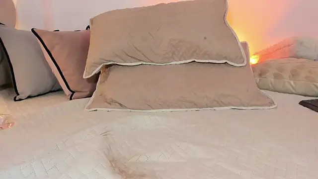 _luuciana_ webcam