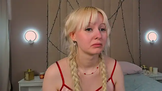 AdeleSilvy webcam