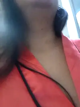 Amber_gold_ webcam