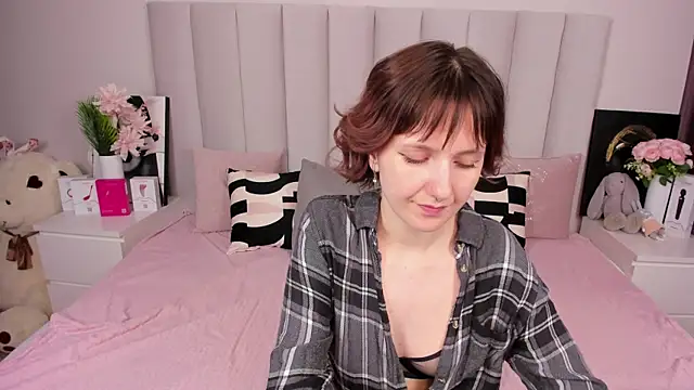 MiaKarlos webcam