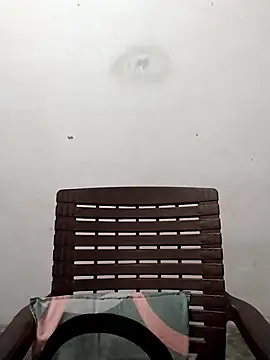 Cute-Naavya webcam