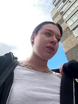AlishaOfThorns webcam