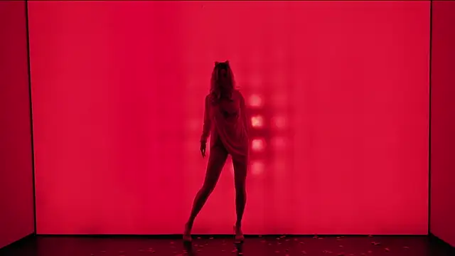 美女XL-LovelyDoll在线直播