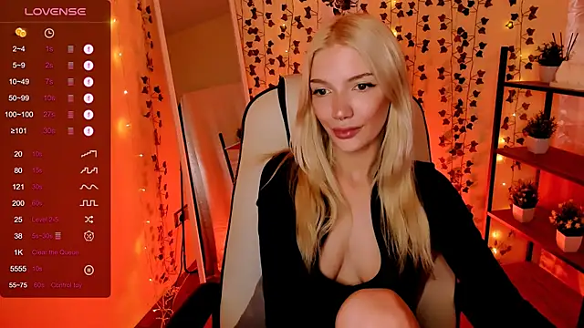 AnyaTaylor_ webcam