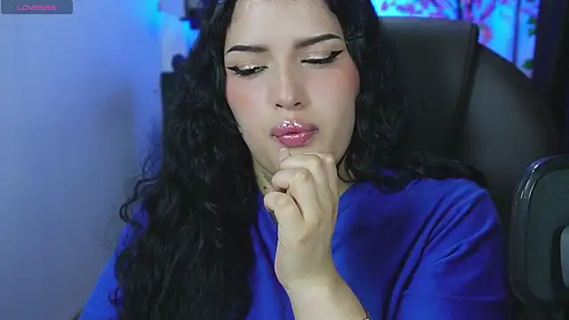 sari_belle webcam