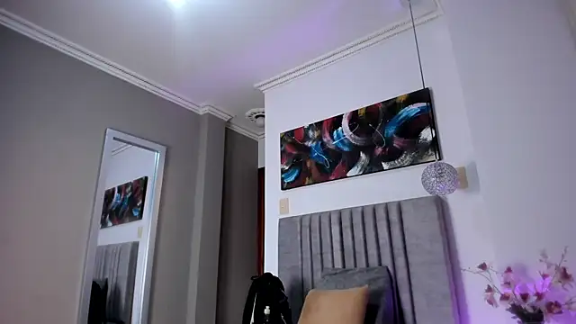 SabrinaWarren_ webcam