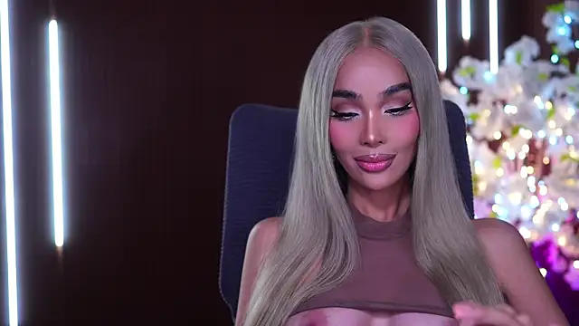 xxforyoureyesonlyxx webcam