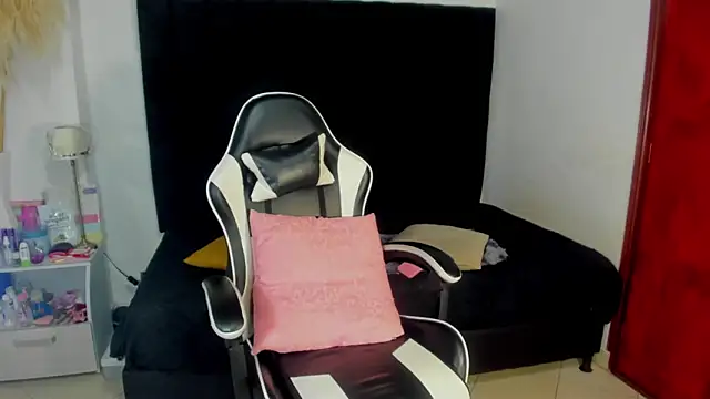 helena_copper_ webcam