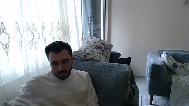 handsomeee04 webcam
