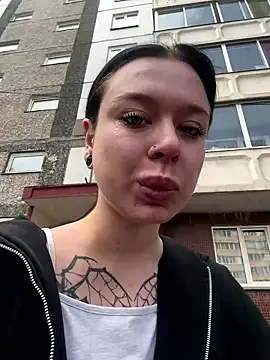 AlishaOfThorns webcam