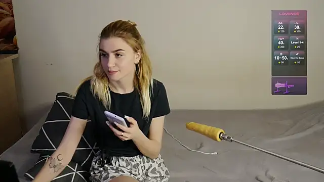 ley_tori - Ley_tori's free webcam - UK Sex Cams