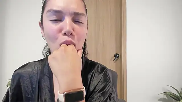 MiaRouseex webcam
