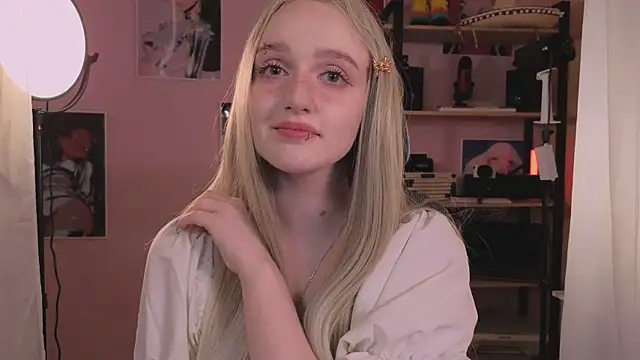 ELLIEJAY webcam