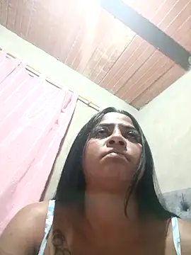 Giselabrunette25 webcam