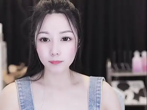 Nuyoah-77 webcam