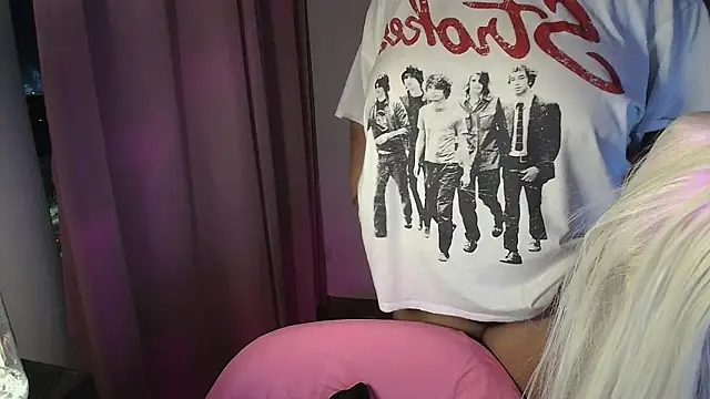 pinkbaddie777 webcam