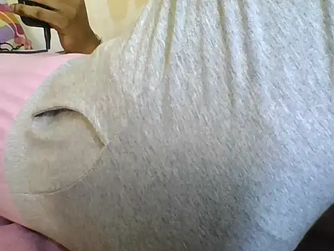 Thandie40 webcam