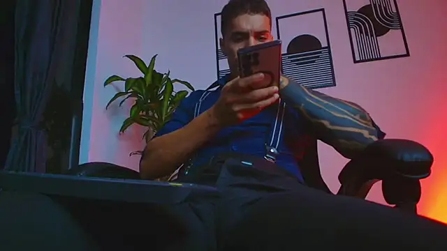 ALPHA_DOMINUS_ webcam