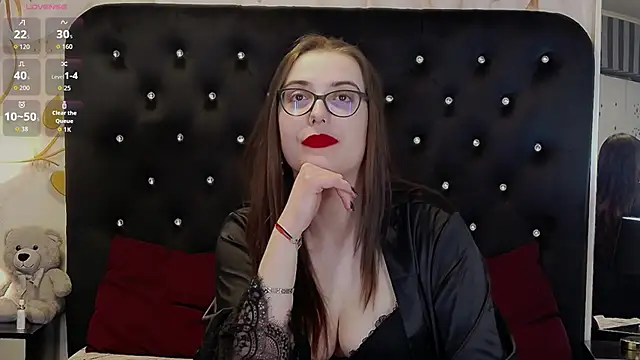 JulieAnnX webcam