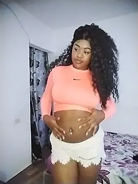 Roonie_garces webcam