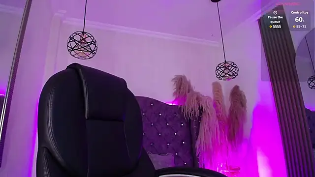 Amara_Davis1 webcam