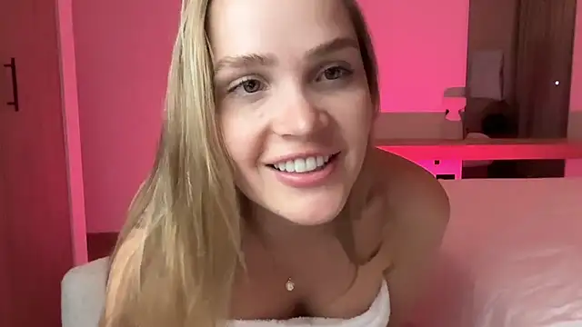 xo_madeline webcam