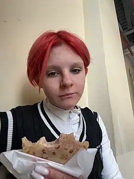 NinaParri webcam