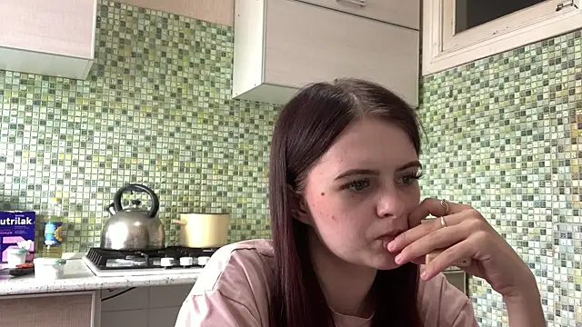 KikiAmino webcam