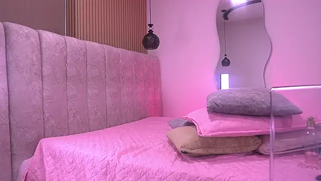 violeta_aroca live sex cam
