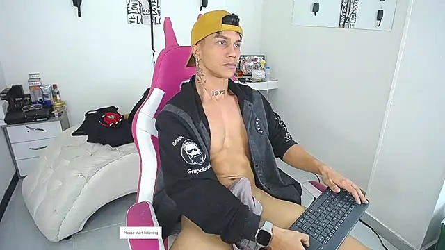 Leonard_Price webcam