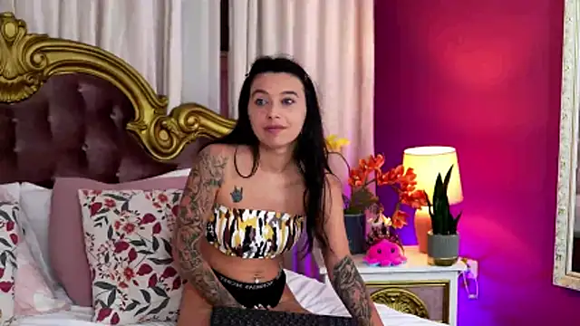 Sophiee_Sin webcam