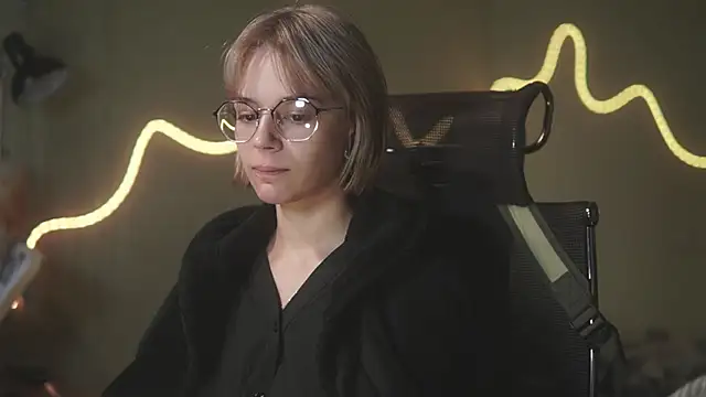 alyssa_sweet (F young) - Hello