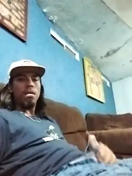 AlexAlejandro13 webcam