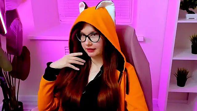 CarolGiggly webcam