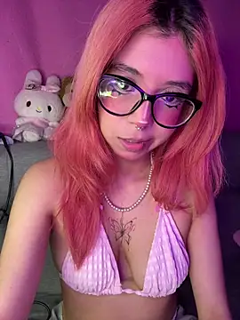Valen-Foxx1 webcam