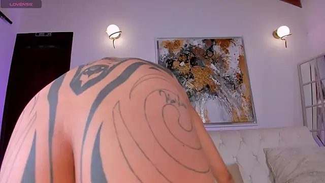 KayraLanne webcam