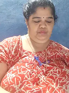tamilthanushri webcam