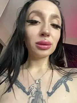 Molly__Moon webcam
