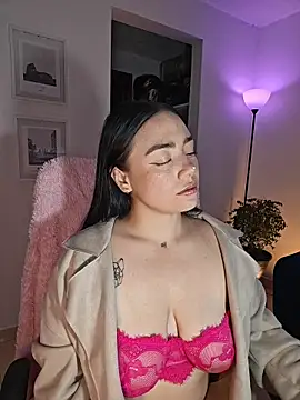 helena_smith