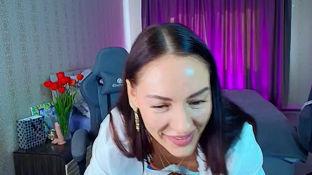 malenabelucci_ - MalenaBelucci_'s free webcam - UK Sex Cams