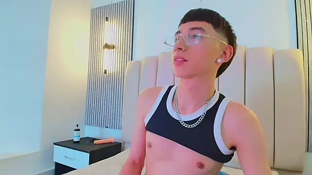 lian_cameron webcam