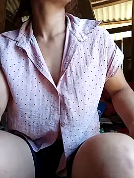 Ngocmi909 webcam
