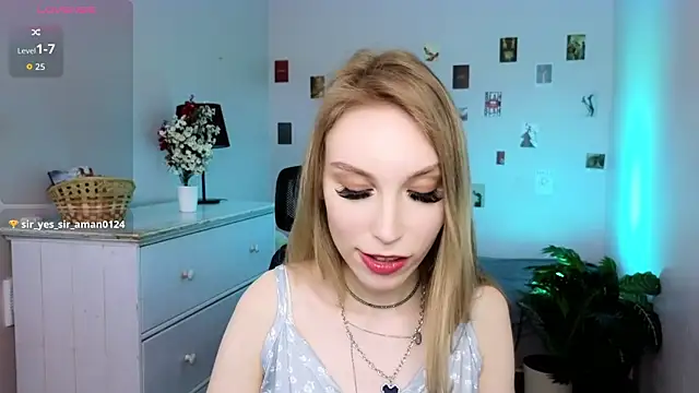 MilaDuales webcam