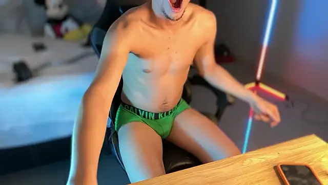 zamir333 webcam