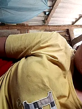 Phiphi135 webcam