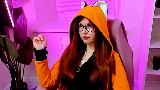 CarolGiggly webcam
