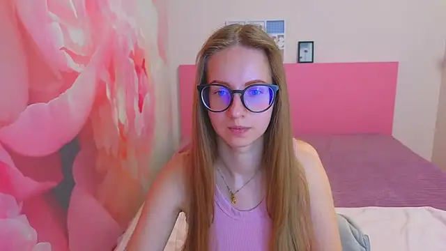 AliceAdams webcam
