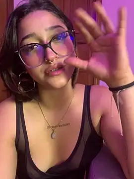 lilithmonette (Ask my age) - Kiss with my friends😈